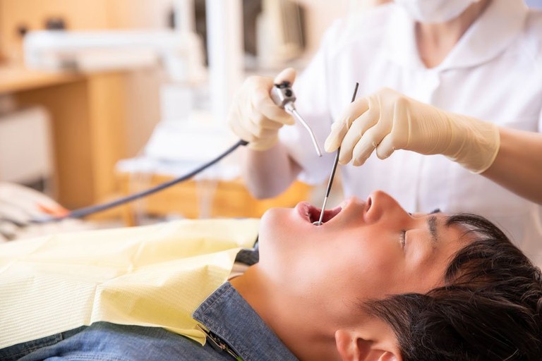 歯医者で受ける口内炎の治療