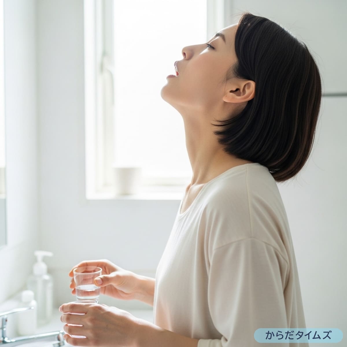 強くうがいをして臭い玉を取る