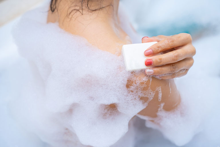 女性の加齢臭対策 40代 50代女性のための臭いケア グリーンハウス公式 毎日の健康をサポートする健康食品 サプリメントの通販