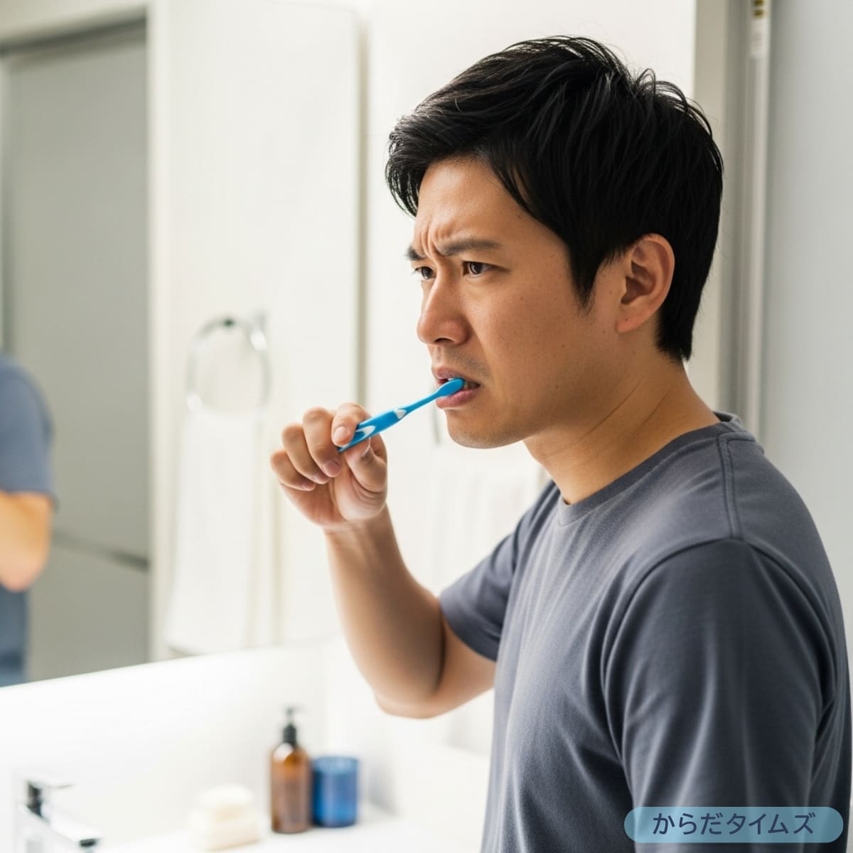 歯磨きしても口臭が消えないのはなぜ？口の中と内臓に潜む「2つの原因」とは？